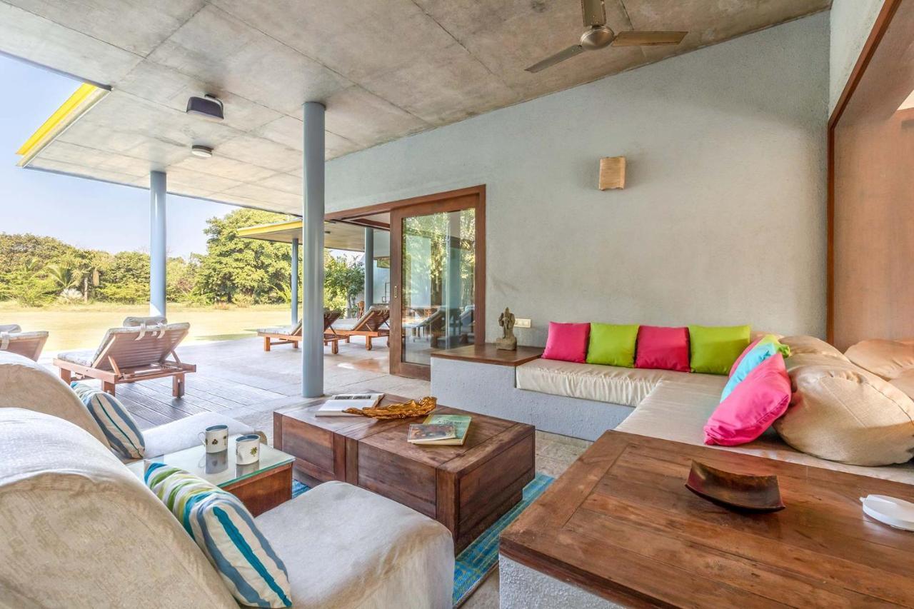 Jay House By Stayvista - Leisure Oasis With Pool, Snooker, Table Tennis & Foosball Fun Alībāg Exterior foto