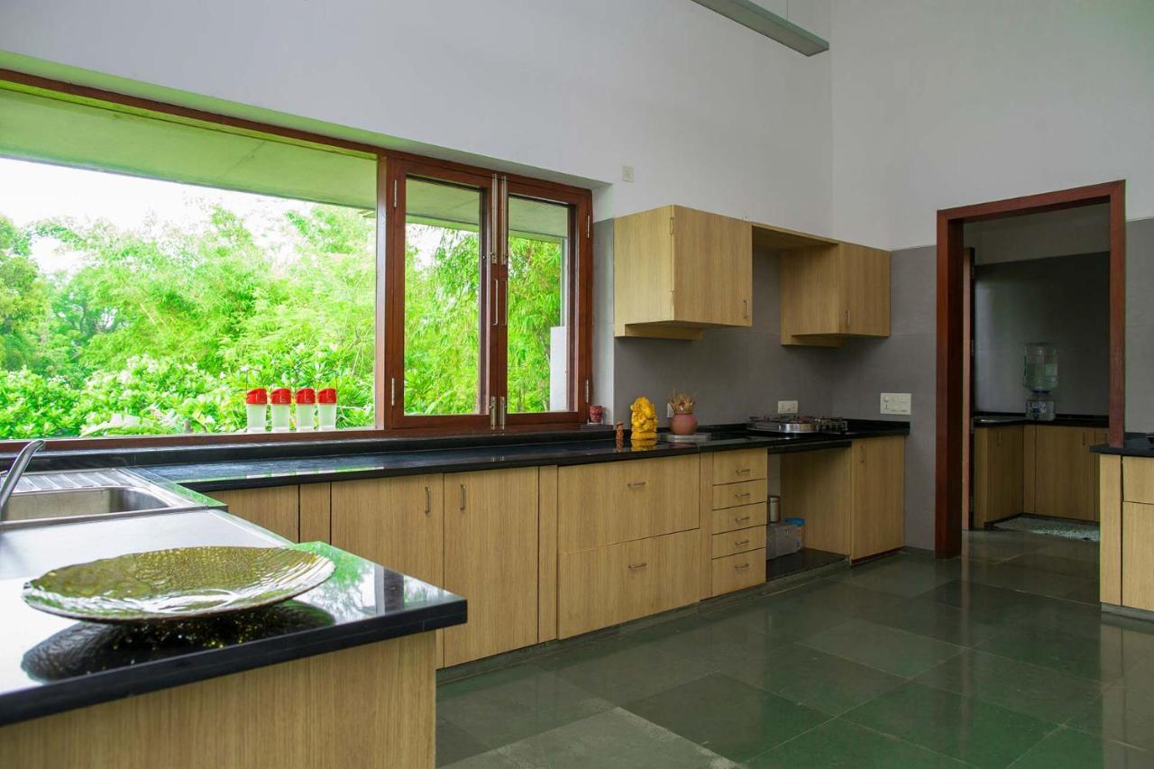 Jay House By Stayvista - Leisure Oasis With Pool, Snooker, Table Tennis & Foosball Fun Alībāg Exterior foto